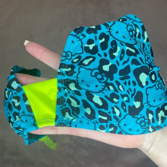 Hello Kitty Bikini ♡ Size XS - Picture 1 of 6